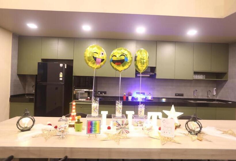 فندق صغير Mayura Aureole Coliving