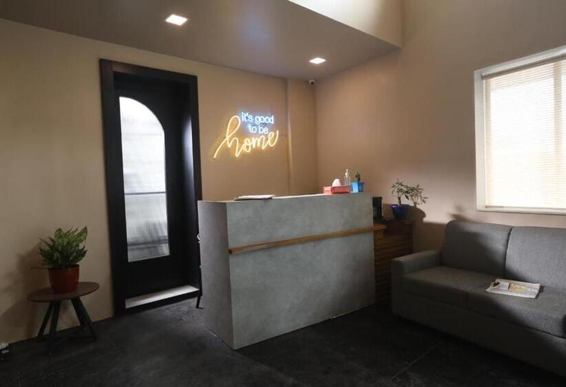 فندق صغير Mayura Aureole Coliving