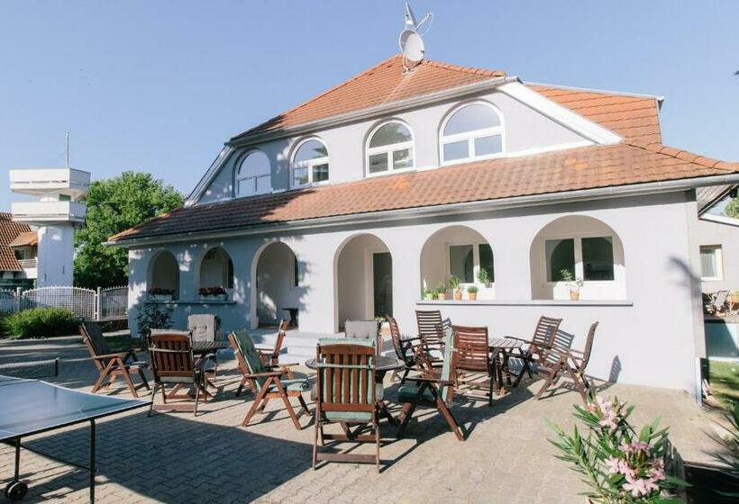 Alle Bed & Breakfast