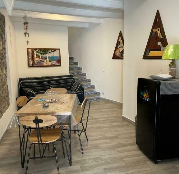 ベッドアンドブレックファースト Ai Monachelli