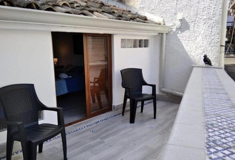 ベッドアンドブレックファースト Ai Monachelli