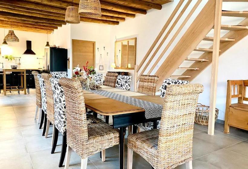 مبيت وإفطار Aux 2 Girouettes