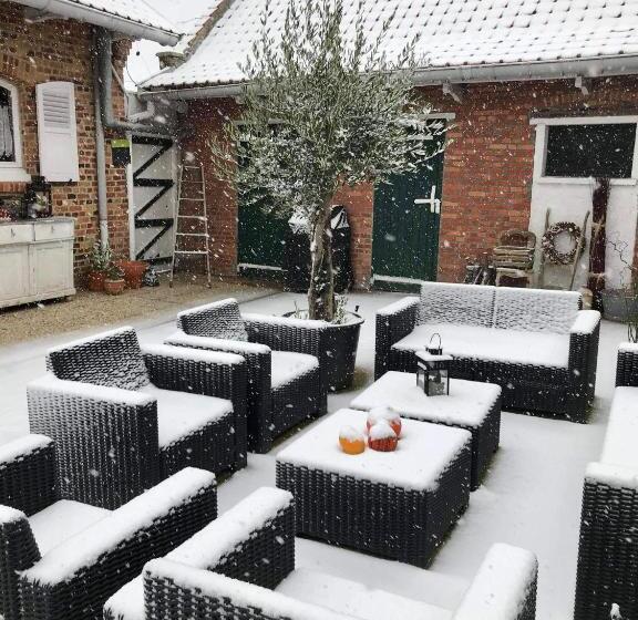 مبيت وإفطار Aux 2 Girouettes