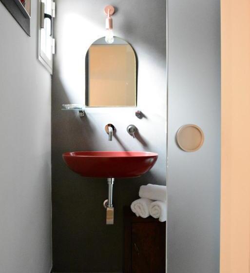 ベッドアンドブレックファースト Domus Aleria Deluxe Rooms