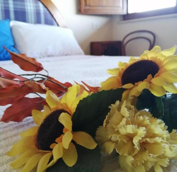 مبيت وإفطار La Casetta Del Cantiniere