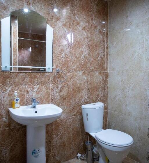 مبيت وإفطار Noravank L And L