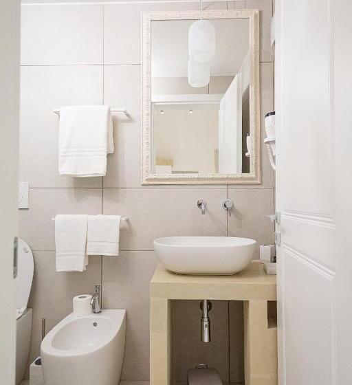 مبيت وإفطار Palazzo Alma Luxury Rooms