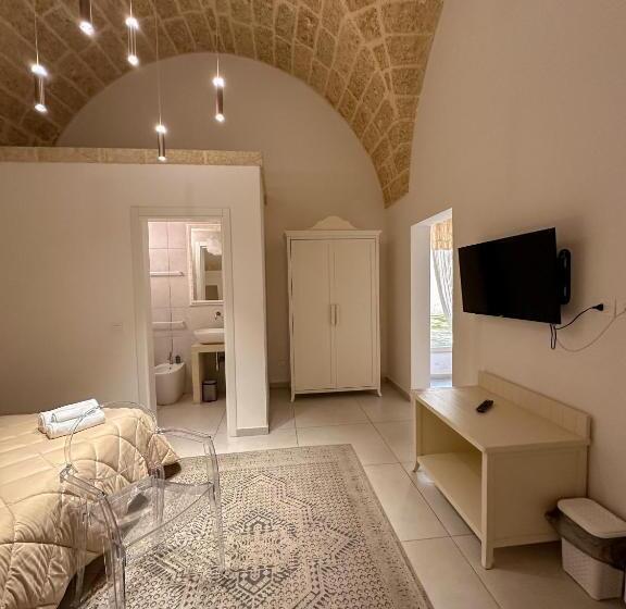 مبيت وإفطار Palazzo Alma Luxury Rooms