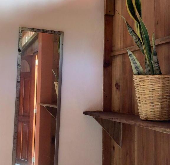 تختخواب و صبحانه Punta Mar