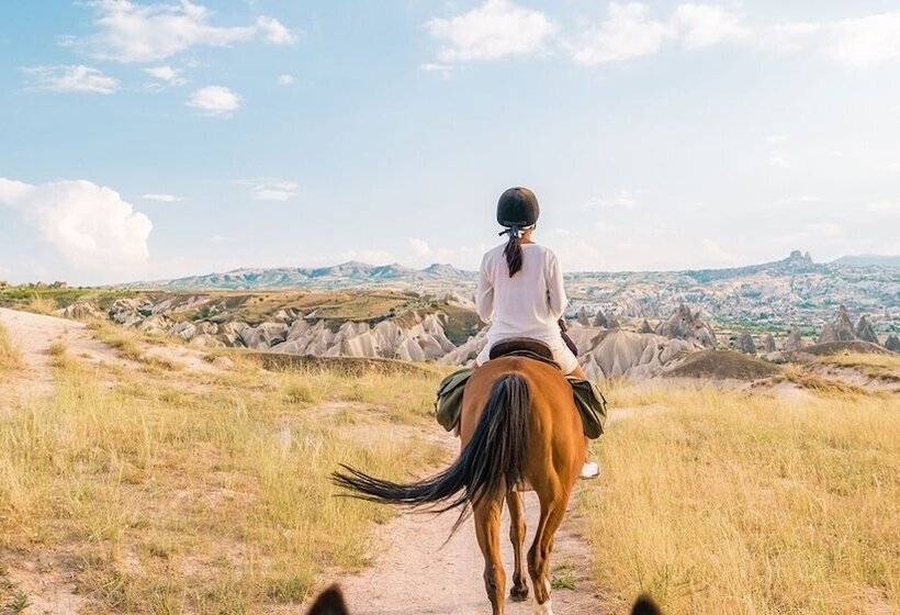 민박 Underground Cave Suites