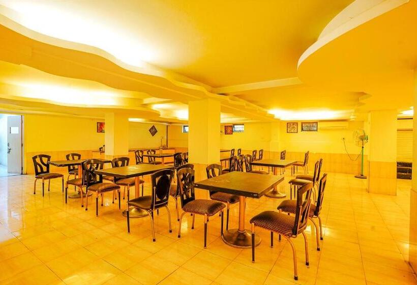 Fabhotel Prime Golden Emerald   Nr St Mary S Church Cni