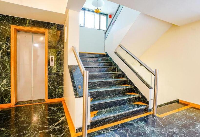 Fabhotel Prime Golden Emerald   Nr St Mary S Church Cni