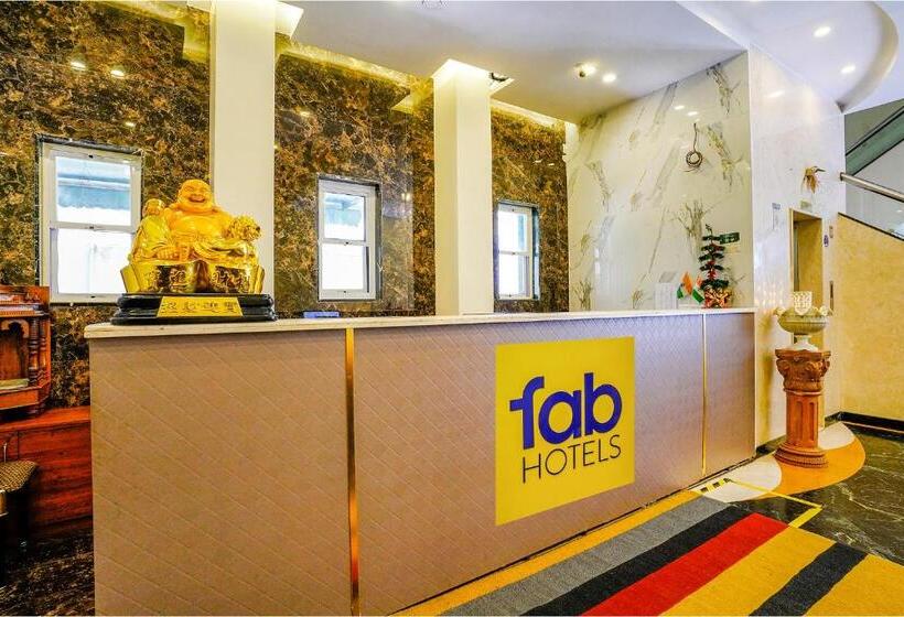 Fabhotel Prime Golden Emerald   Nr St Mary S Church Cni