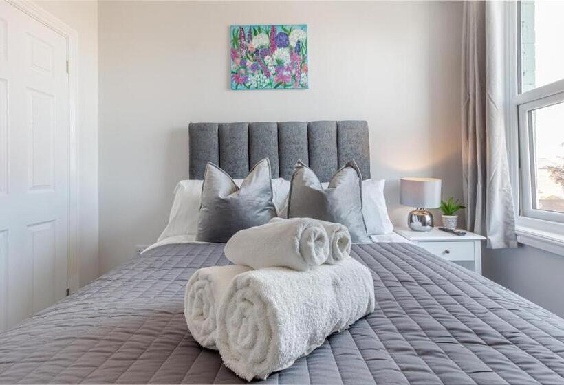 Host & Stay The Bull Inn, 3 Double Rooms