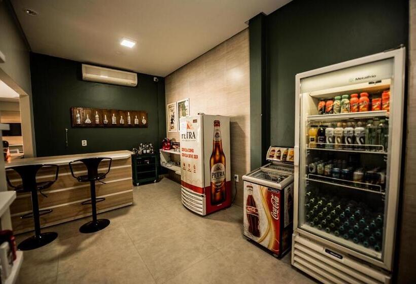 ホテル Balsas Premier