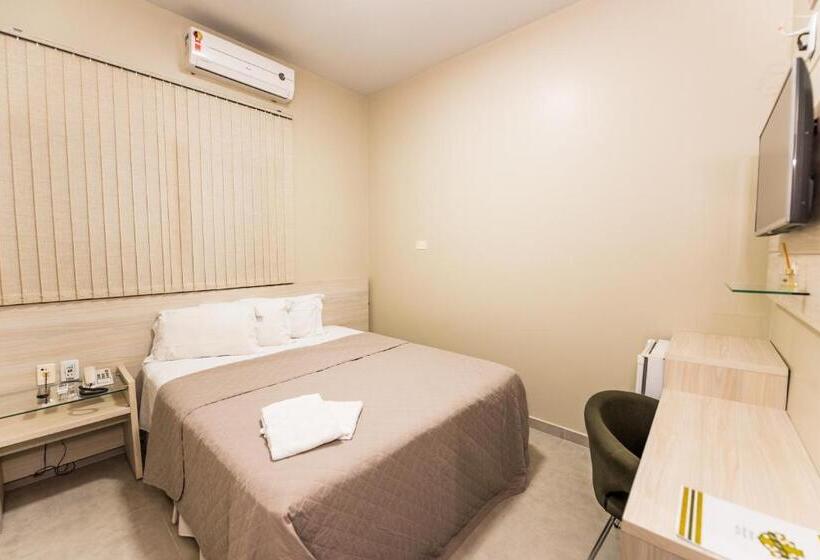 ホテル Balsas Premier