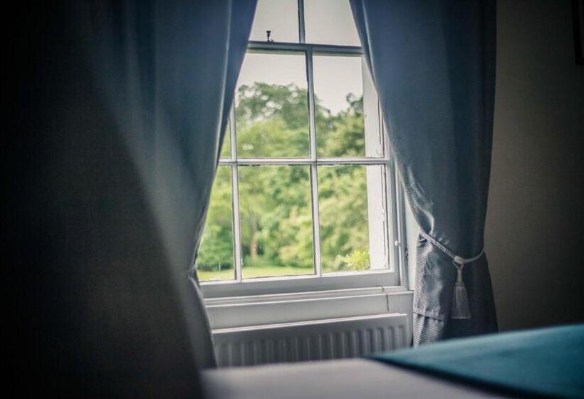 בית מלון כפרי Caistor Hall