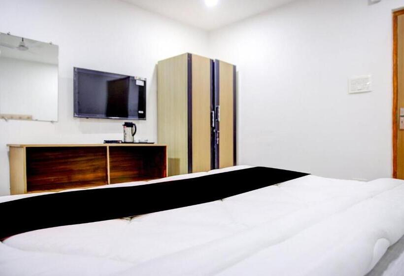 酒店 Capital O 80186 Kalimpong Inn