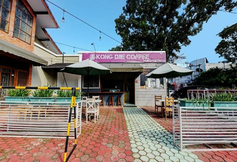 فندق Capital O 90497 Navaya Guest House