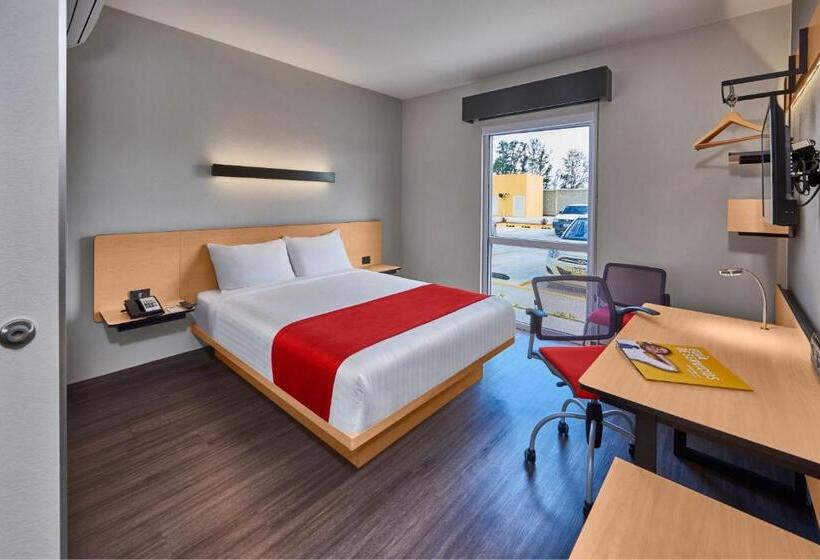 فندق City Express By Marriott Lagos De Moreno