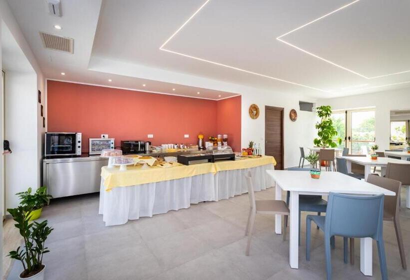 בית מלון כפרי Dipladenia Garden Country Resort