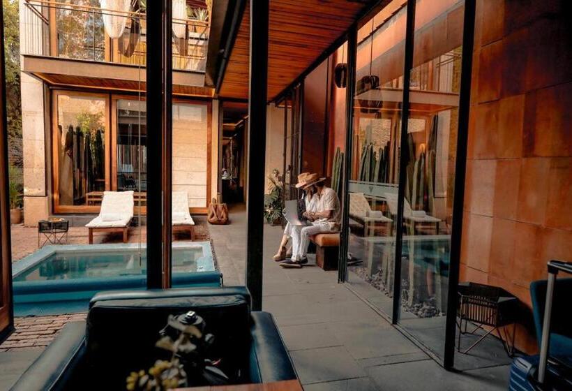 酒店 El Recinto Luxury