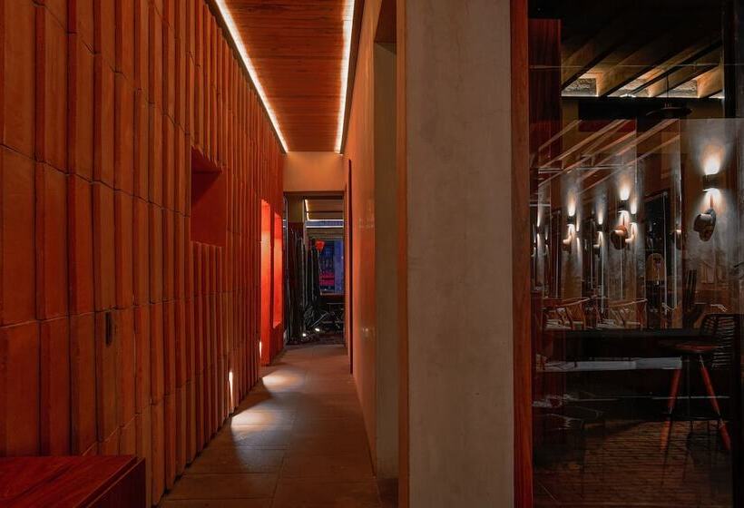 酒店 El Recinto Luxury