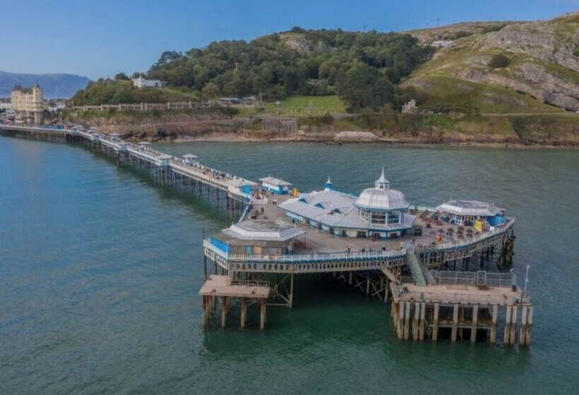 Esplanade Hotel Llandudno