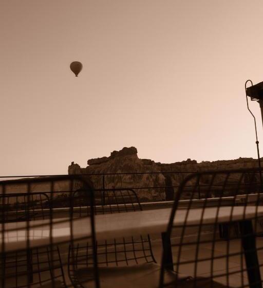 فندق Heritage Cave Inn