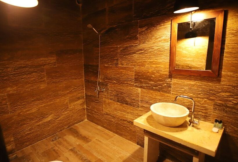 فندق Heritage Cave Inn