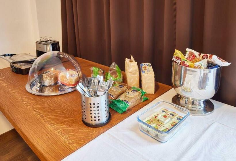 בית מלון כפרי Hertz