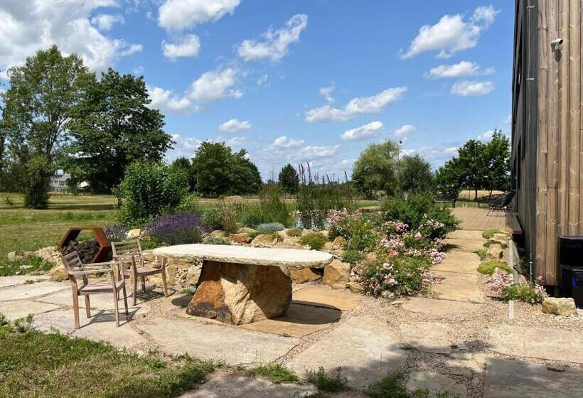 בית מלון כפרי Hertz