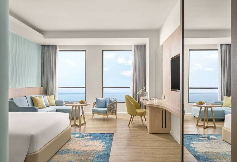 هتل Holiday Inn Resort Ho Tram Beach, An Ihg