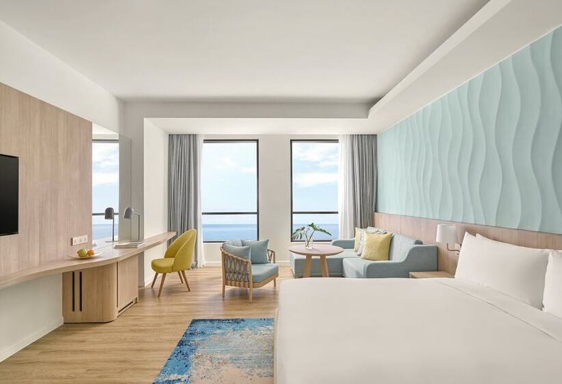 هتل Holiday Inn Resort Ho Tram Beach, An Ihg