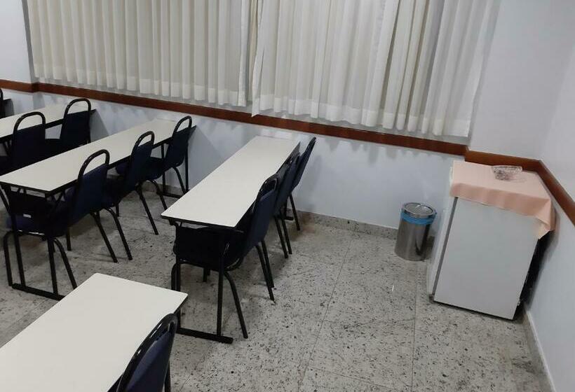 Ipê Plaza Hotel Ltda