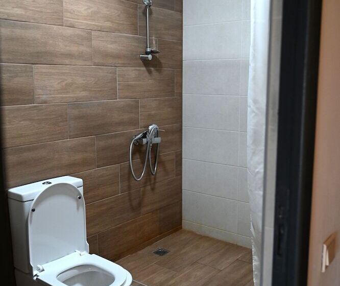 בית מלון כפרי Kaghni