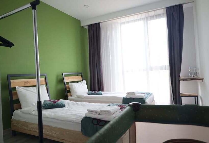 בית מלון כפרי Kaghni