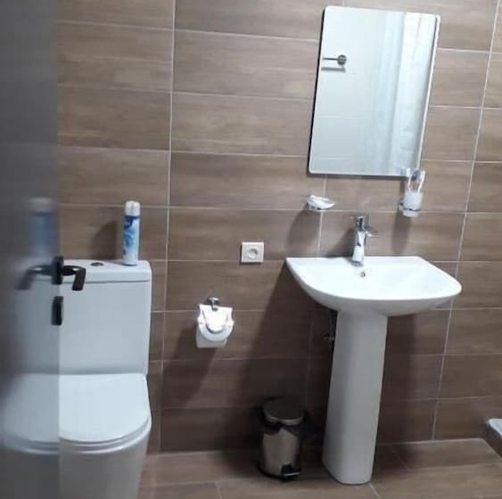 בית מלון כפרי Kaghni