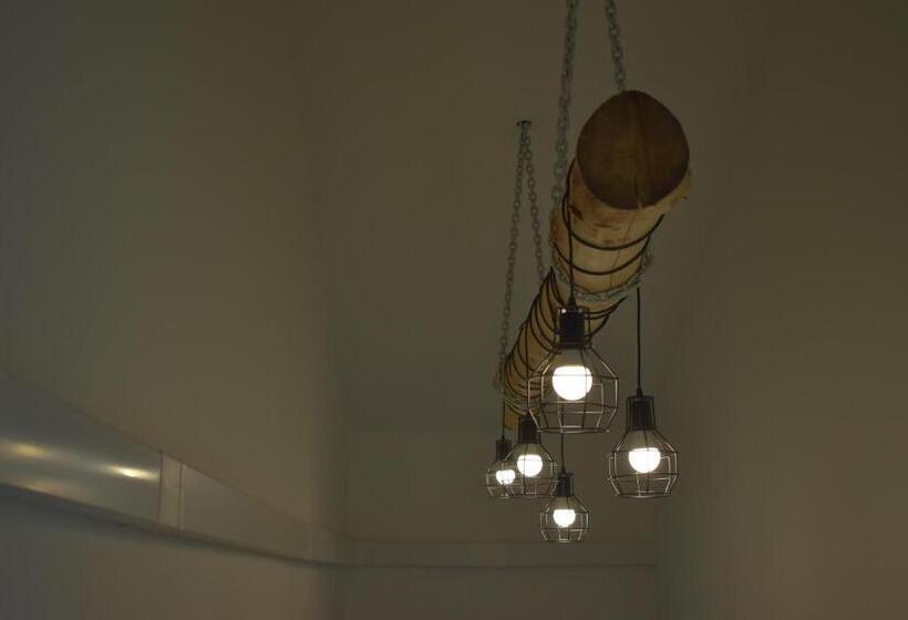 בית מלון כפרי Kaghni