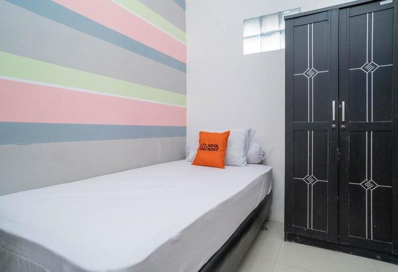 酒店 Koolkost Syariah @ Jl Kelapa Dua Raya Tangerang