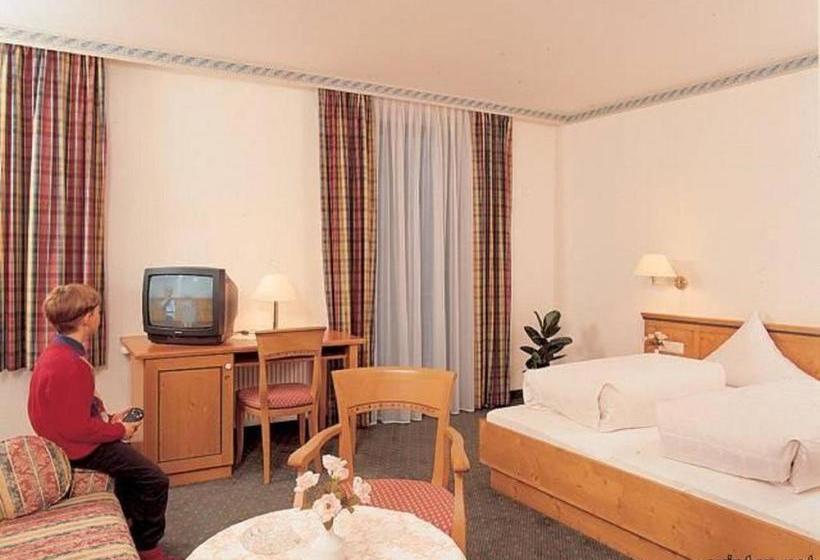 Отель Landgasthof Hacker