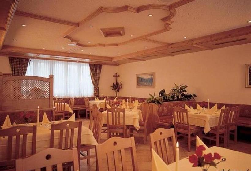 Отель Landgasthof Hacker