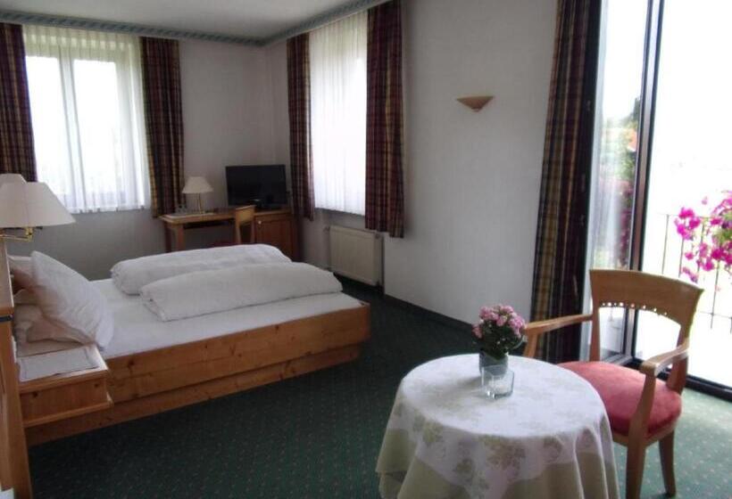 Отель Landgasthof Hacker