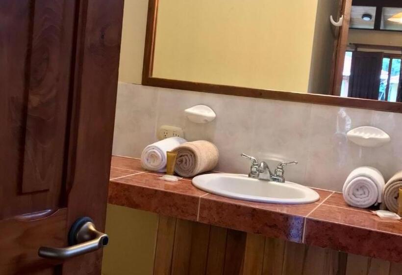 فندق Nandel Beach Resort