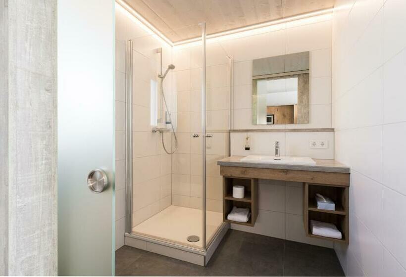 בית מלון כפרי Oho Rooms Geisingen   Digital Access Only
