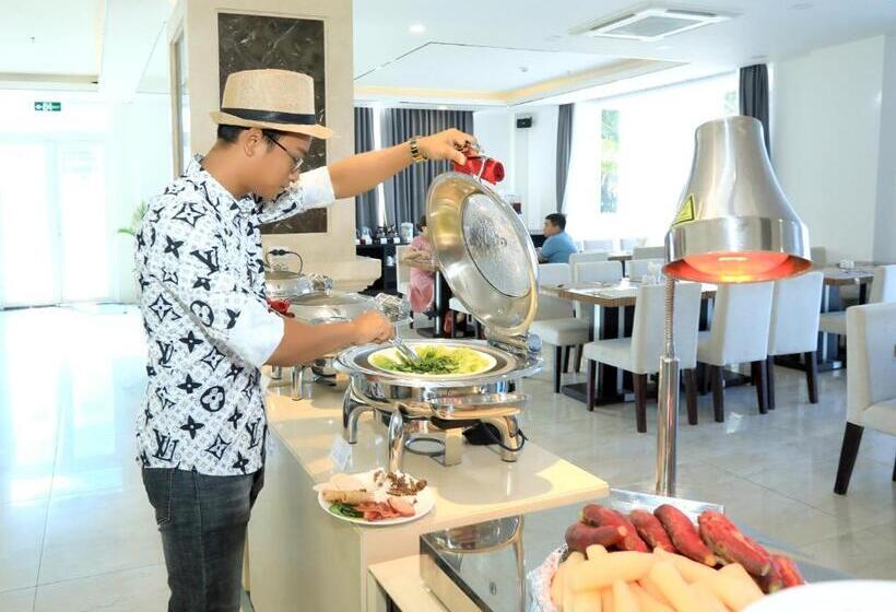 Orson Hotel & Resort Con Dao