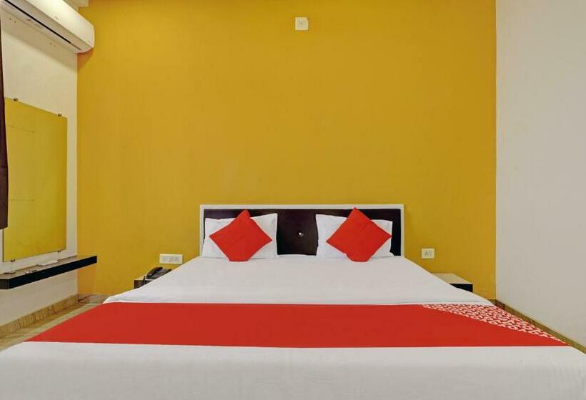 فندق Oyo 80981 The Gopal Bhagwati  & Restaurant