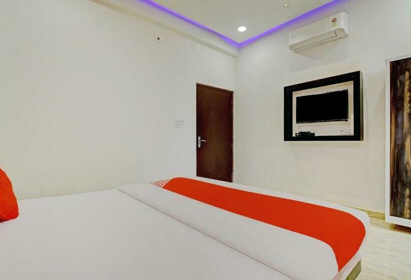 فندق Oyo 80981 The Gopal Bhagwati  & Restaurant