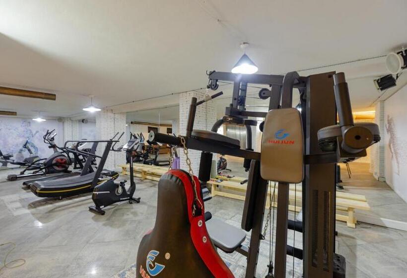 هتل Panorama Kvariati Vip