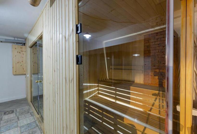 هتل Panorama Kvariati Vip